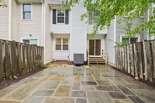216 Finchingfield Ct, Sterling, VA 20165 - Photo 37