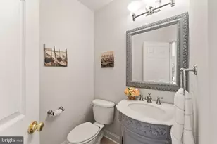 22566 Forest Run Dr, Ashburn, VA 20148 - Photo 37