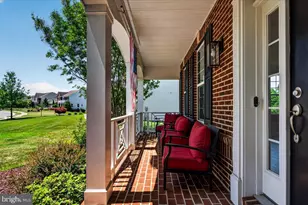 42458 Reservoir Ridge Pl, Ashburn, VA 20148 - Photo 5