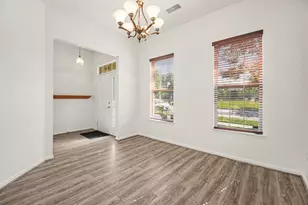 26065 Lands End Dr, Chantilly, VA 20152 - Photo 3