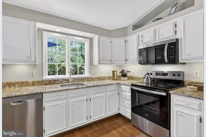 1119 Bradfield Drive SW, Leesburg, VA 20175 - Photo 7