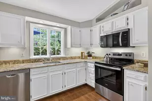 1119 Bradfield Dr SW, Leesburg, VA 20175 - Photo 7