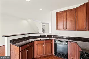 504 Legrace Terrace NE, Leesburg, VA 20176 - Photo 5