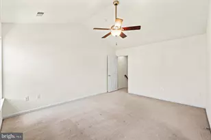 504 Legrace Terrace NE, Leesburg, VA 20176 - Photo 17