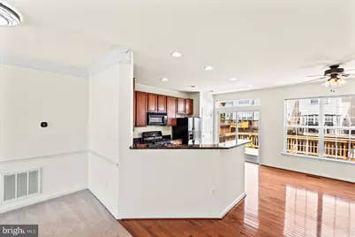 504 Legrace Terrace NE, Leesburg, VA 20176 - Photo 5