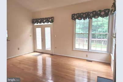 21218 Edgewood Court, Sterling, VA 20165 - Photo 9