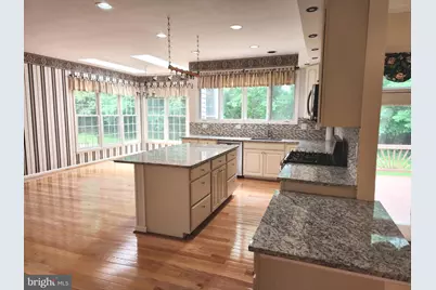 21218 Edgewood Court, Sterling, VA 20165 - Photo 23