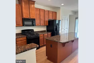 22851 Chestnut Oak Terrace, Sterling, VA 20166 - Photo 3
