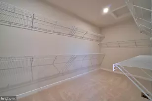 20285 Newfoundland Sq, Ashburn, VA 20147 - Photo 25