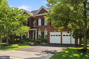 22122 Whisperhill Ct, Broadlands, VA 20148 - Photo 1