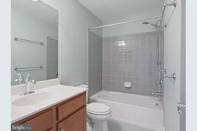 43527 Loudoun Barn Way, Chantilly, VA 20152 - Photo 17