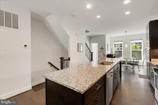 254 Bluemont Branch Terrace SE, Leesburg, VA 20175 - Photo 3