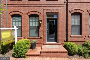 254 Bluemont Branch Terrace SE, Leesburg, VA 20175 - Photo 33