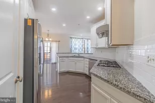 23409 Berkeley Meadows Dr, Ashburn, VA 20148 - Photo 13