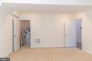 23409 Berkeley Meadows Dr, Ashburn, VA 20148 - Photo 23