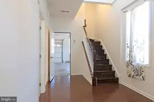 23409 Berkeley Meadows Dr, Ashburn, VA 20148 - Photo 5