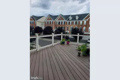 23409 Berkeley Meadows Drive, Ashburn, VA 20148 - Photo 5