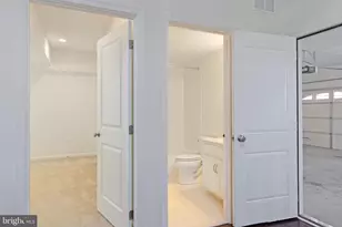 23409 Berkeley Meadows Dr, Ashburn, VA 20148 - Photo 31
