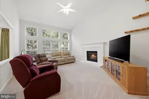 43232 Golf View Dr, Chantilly, VA 20152 - Photo 3