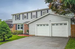 107 Appletree Dr NE, Leesburg, VA 20176 - Photo 3