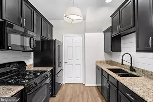 20365 Belmont Park Terrace, Ashburn, VA 20147 - Photo 13