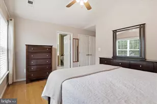 25352 Ripleys Field Dr, Chantilly, VA 20152 - Photo 19