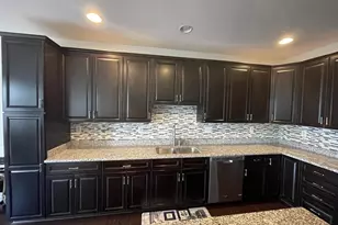 23247 Hanworth St, Ashburn, VA 20148 - Photo 5