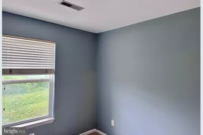42954 Beachall Street, Chantilly, VA 20152 - Photo 7