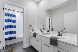 42464 Mildred Lndg Sq, Ashburn, VA 20148 - Photo 35