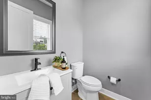 42464 Mildred Lndg Sq, Ashburn, VA 20148 - Photo 15