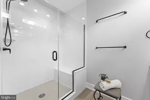 42464 Mildred Lndg Sq, Ashburn, VA 20148 - Photo 31