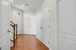 42371 Trellis Square, Brambleton, VA 20148 - Photo 11