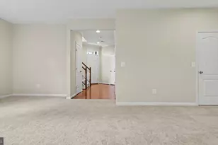 42371 Trellis Square, Brambleton, VA 20148 - Photo 11