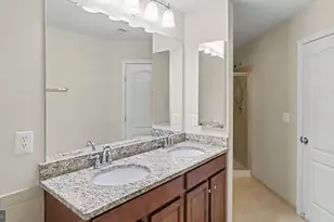 42371 Trellis Square, Brambleton, VA 20148 - Photo 35