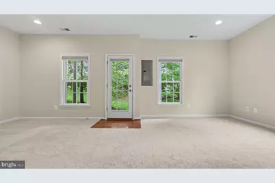 42371 Trellis Square, Brambleton, VA 20148 - Photo 7