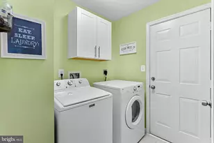 17180 Magic Mountain Dr, Round Hill, VA 20141 - Photo 19