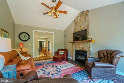 11404 Russell Road, Hillsboro, VA 20132 - Photo 17