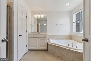 42189 Shorecrest Terrace, Aldie, VA 20105 - Photo 17