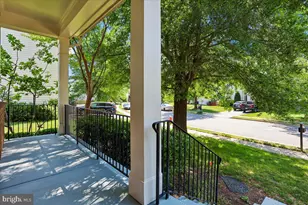 117 Rosebrook Ct NW, Leesburg, VA 20176 - Photo 5