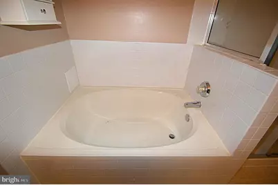 21774 Kings Crossing Terrace, Ashburn, VA 20147 - Photo 17