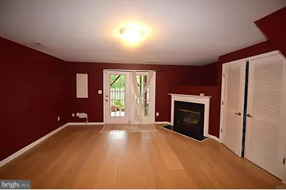 21774 Kings Crossing Terrace, Ashburn, VA 20147 - Photo 23