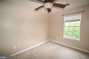 21774 Kings Crossing Terrace, Ashburn, VA 20147 - Photo 19