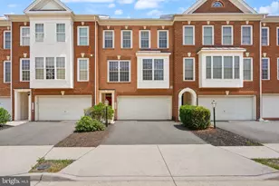21776 Ladyslipper Sq, Ashburn, VA 20147 - Photo 5
