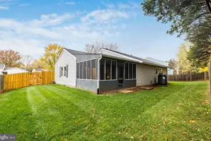 236 E Juniper Ave, Sterling, VA 20164 - Photo 25