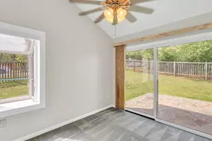 20 Running Brook Ln, Sterling, VA 20164 - Photo 37