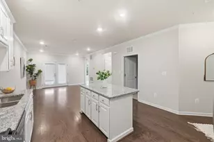 23286 Southdown Manor Terrace, Ashburn, VA 20148 - Photo 7