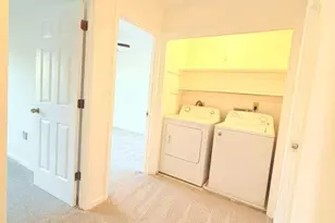 33 Park Pl, Lovettsville, VA 20180 - Photo 17