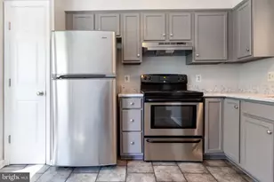 104 Frazer Dr, Purcellville, VA 20132 - Photo 9
