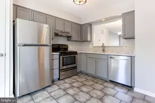 104 Frazer Dr, Purcellville, VA 20132 - Photo 7
