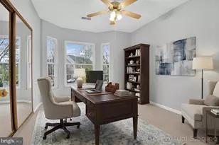 46588 Drysdale Terrace, Sterling, VA 20165 - Photo 5